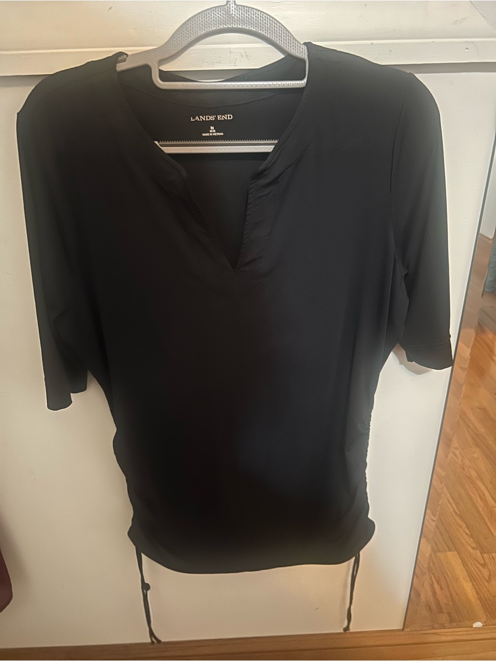 Lands' End Black V-Neck Short Sleeve Swim Shirt Tunic with Ruched Sides